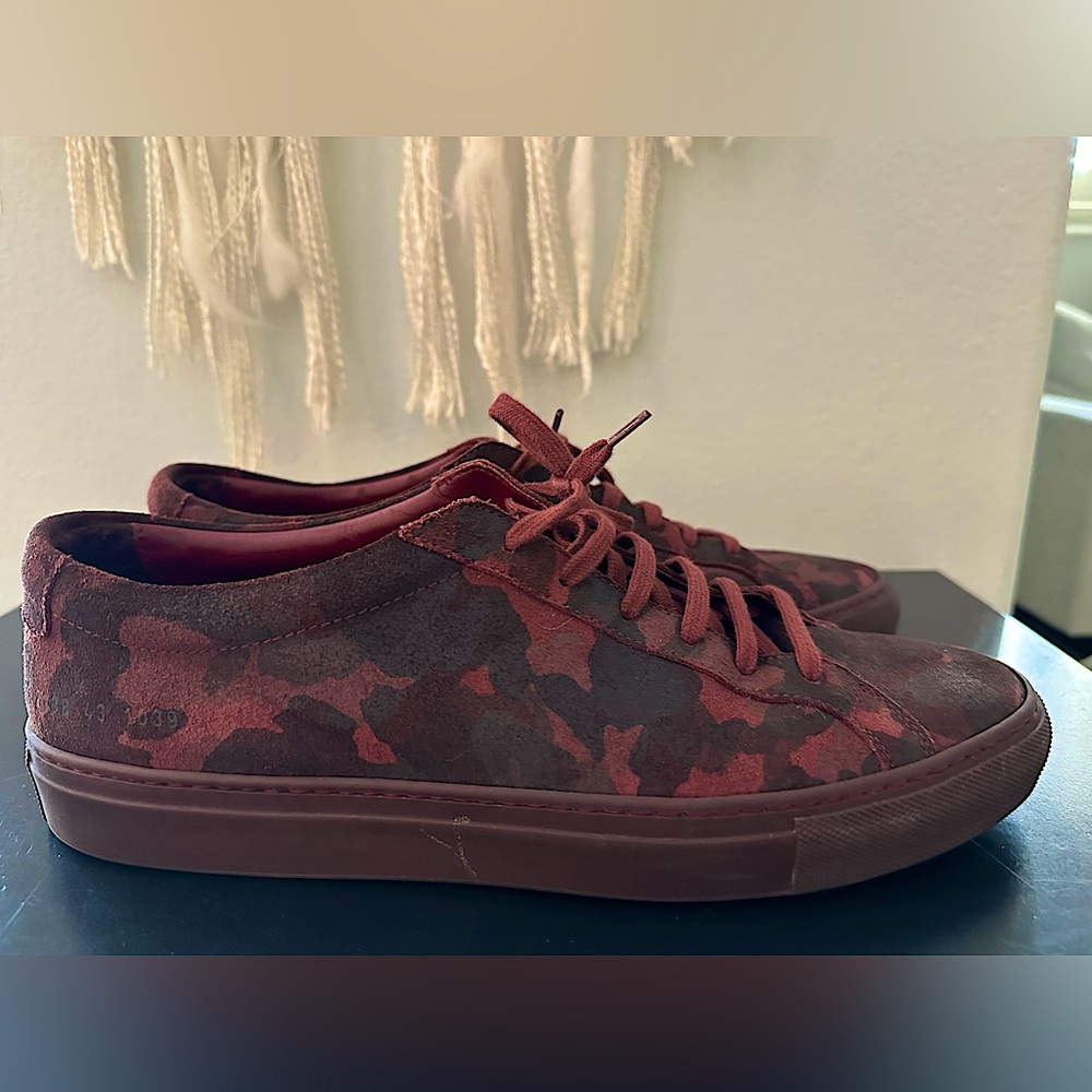 Men’s never-worn Common Projects sz 43